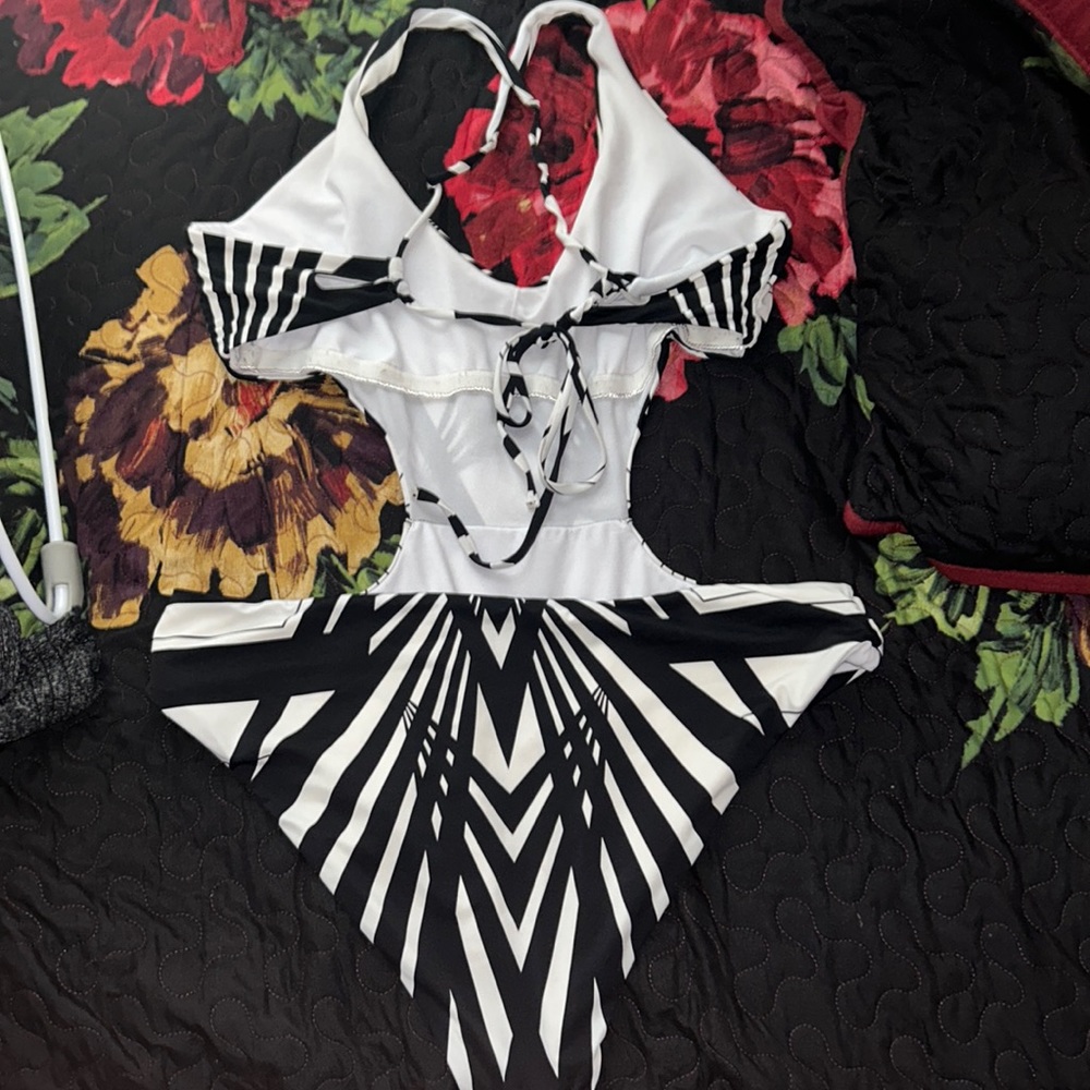One piece bathing suit